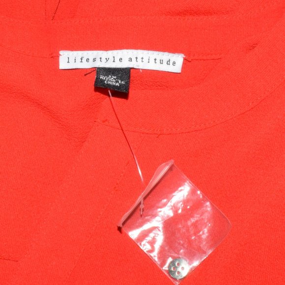 NWOT LIifestyle Attitude Plus Size Tunic Button Tab Sleeves Red - Picture 4 of 5